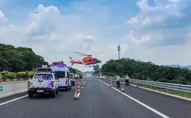 湄潭高速公路汽车救援案例