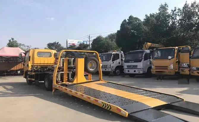 湄潭汽车中途维修案例